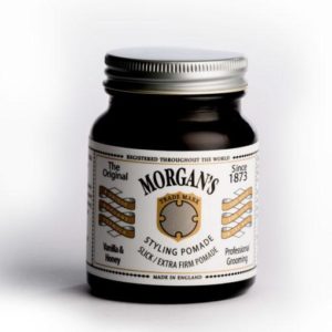 Morgan´s Pomade Starker Halt Vanilla & Honey 100 Morgan´s Pomade Starker Halt Vanilla & Honey 100 | Exklusive Pomadenmischung, stark glänzend und mit lang anhaltendem hohen Halt und Präzision. Wasserlöslich und leicht auswaschbar. Mit unserer eigens entwickelten Duftnote von Bergamotte, Jasmin, Sandelholz und Patschuli.